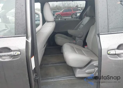 2017 Toyota Sienna Xle 7 Passenger from USA, damaged, VIN 5TDDZ3DC3HS163912